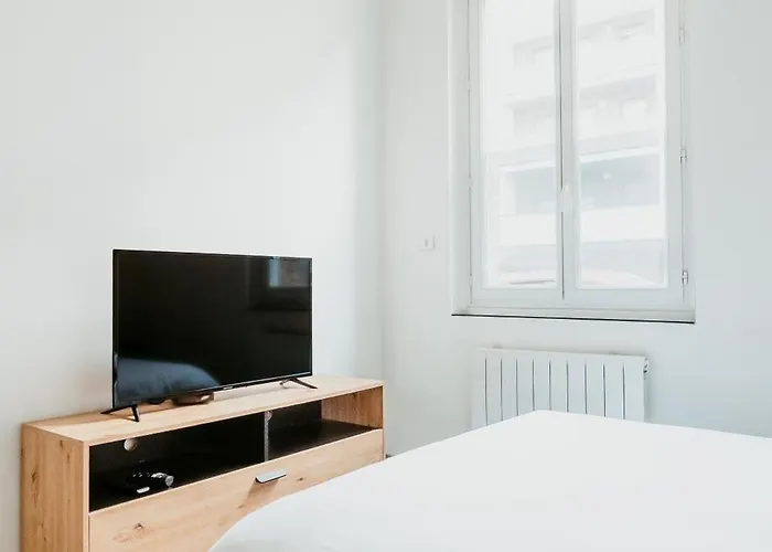 Normandy 1 Apartment *